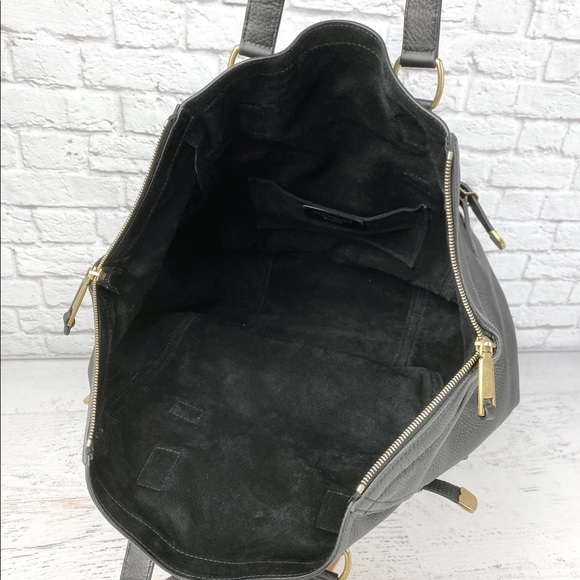 Yves Saint Laurent Downtown Tote Medium Leather - Picture 2 of 11